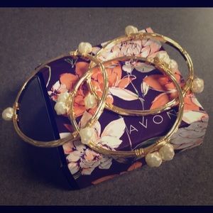 Modern Elegance Bangle Trio